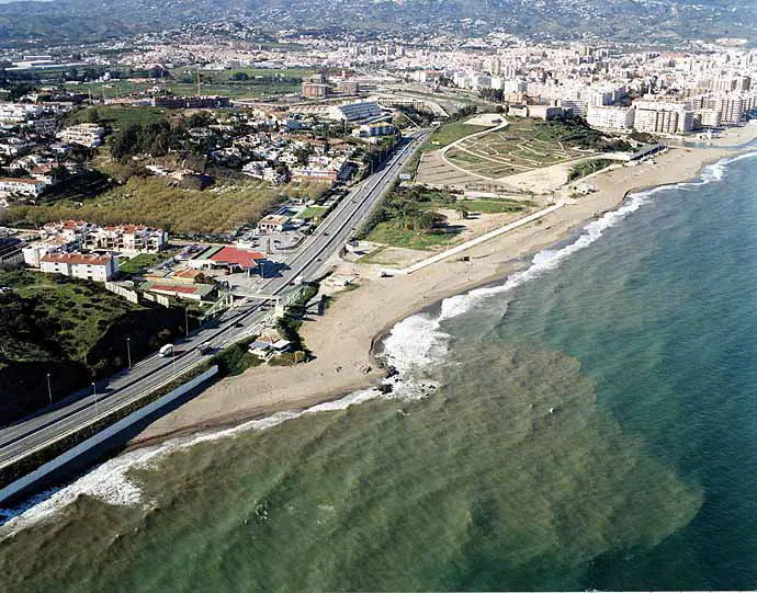 Resultado de imagen de Castillo Malaga playa