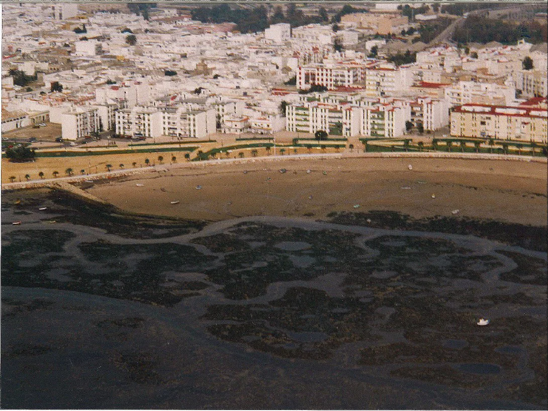 Administración Radioactivo Mareo Playa de La Cachucha, Puerto Real | diariosur.es
